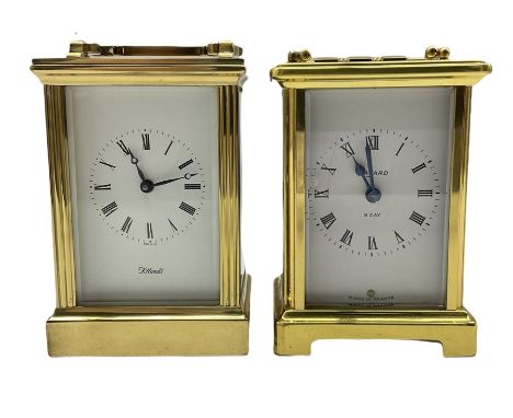 An English contemporary eight-day timepiece carriage clock with an eleven jewelled movement and lever platform escapement, wh