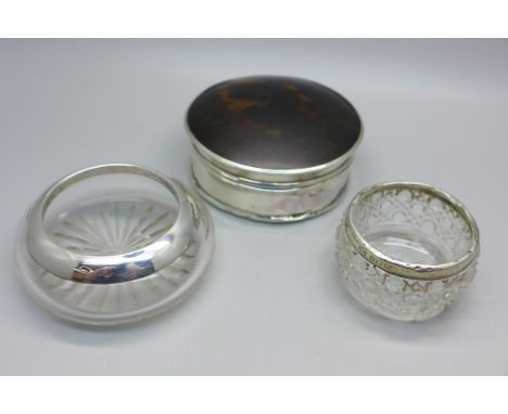 A silver rimmed salt, Birmingham 1905, a silver rimmed trinket dish, Birmingham 1921 and a silver and tortoiseshell trinket p