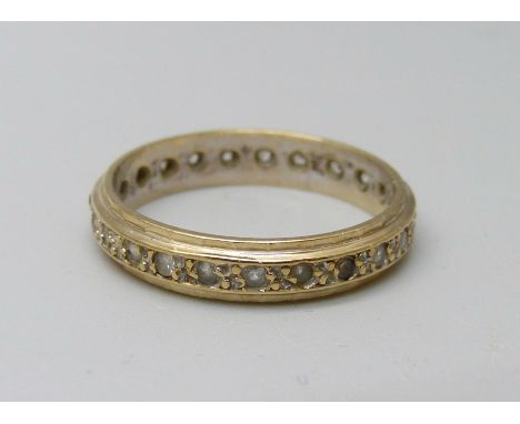 A 9ct gold eternity ring, 2.6g, Q 