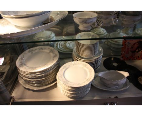 Comprehensive 95 piece Japanese Mikasa tea and dinner service, 12 persons setting, in the Barbizon pattern, number 9289, (inc