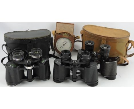 A 1930s German portable aneroid barometer by Fliess Berlin, tan leather cased, together with a pair of Scarborow 12 x 32 fiel