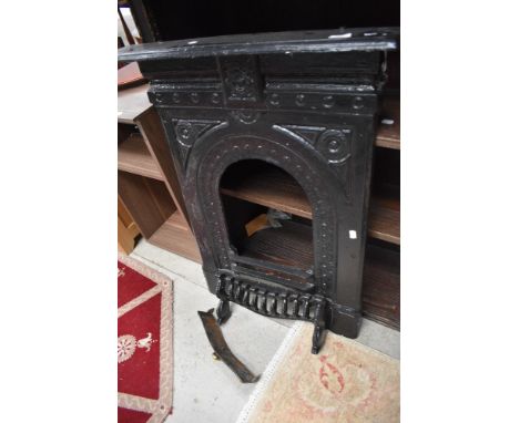 A cast iron fire surround etc
Casting good no visible damage or breaks