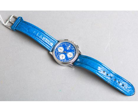 Herrenarmbanduhr "Grand Prix d'Europe" (Comor, Schweiz), Stahlgehäuse, blaues Zifferblattm. silbernen arab. Ziffern, Chronogr