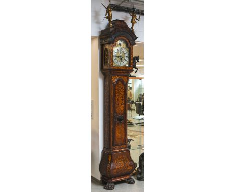 Standuhr (Niederlande, 18./19. Jh.), Jan Gobels Amsterdam (um 1740/50), achttägigesGang-Schlagwerk auf Glocke für Ganze u. Ha