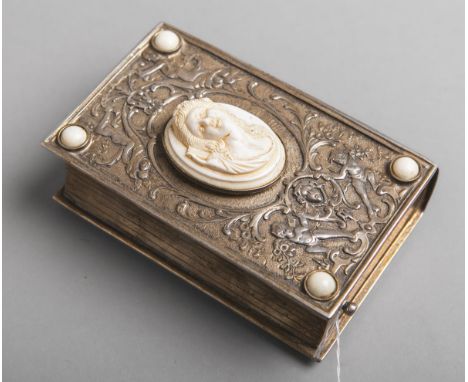 Singvogelautomat 925 Silber (J. Kurz u. Co., Historismus, wohl um 1880/1900er Jahre), Dosein Buchform, aufgesetztes ovales Hi