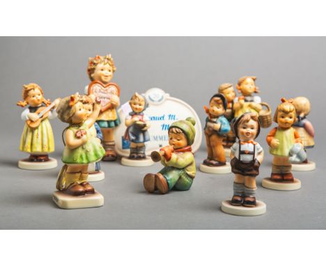 Konvolut von Hummelfiguren (Goebel), versch. Modelle. Zustand: Verweis aufVorbesichtigung. Versand nur durch externen Dienstl