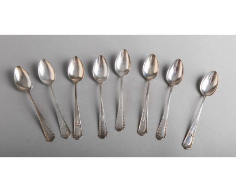 12-teiliges Set von Löffeln 800 Silber, je 6x Rosendekor, je 6x Floraldekor m. Medaillon,gestempelt: Feingehalt, Gesamtgewich