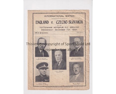 ENGLAND V CZECHOSLOVAKIA 1937 AT TOTTENHAM      Programme for the match at White Hart Lane 1/12/1937, minor tears and slight 