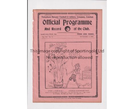 TOTTENHAM HOTSPUR       Programme for the home London Combination match v QPR 12/11/1927, ex-binder.    Generally good