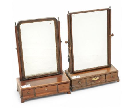 George III mahogany toilet mirror, swing mirror in moulded frame with carved inner slip, fitted with three drawers, on ogee b