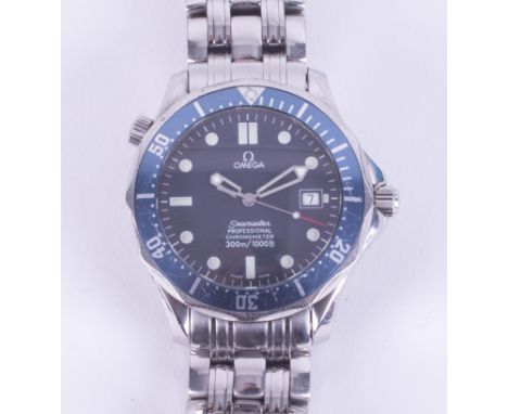 Omega, a gents Omega 007 Seamaster, automatic, chronometer, date wristwatch, 300m (1000ft), 41mm case, blue wave dial and blu