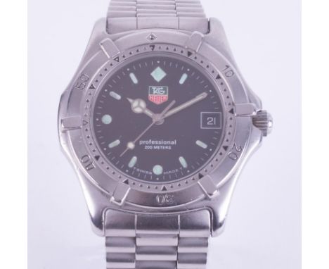 Tag Heuer, a stainless steel gents Tag Heuer professional 200 meters wristwatch, date, black dial, 1000 series, model 962.006