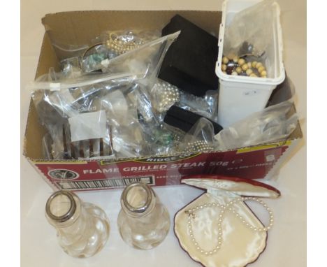 A box containing a large collection of costume jewellery to include brooches, necklaces, earrings, watches, pair of silver mo