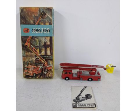 Corgi Toys - Major 1127 Simon Snorkel Fire Engine and Rescue Unit on a Bedford 7 1/2 ton chassis, boxed Location:R2.1If there