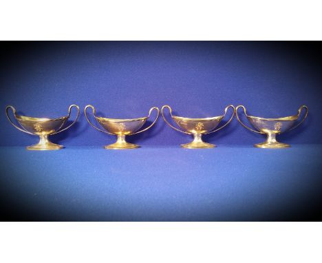 SET OF 4 EDWARD HUTTON LATE VICTORIAN ENGLISH SILVER DOUBLE HANDLED SALTS LONDON 1883