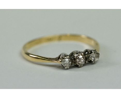 18ct Yellow Gold Three Stone Diamond Ring 