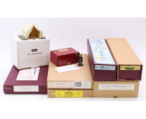 A collection of various boxed Britains American Civil War soldiers and gift sets to include a No.8873 Union Supply Wagon and 