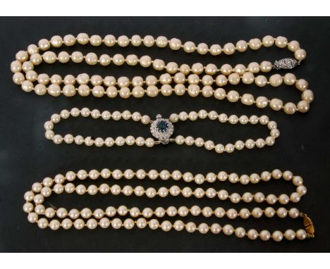 Mixed Lot : cased set of Monet simulated pearls, together with a single row of opera length simulated pearls with a costume s