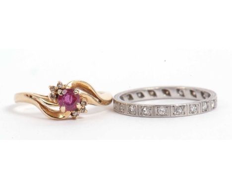 Mixed Lot: Paste set full eternity ring together with a yellow metal and paste cluster ring, size K (2)