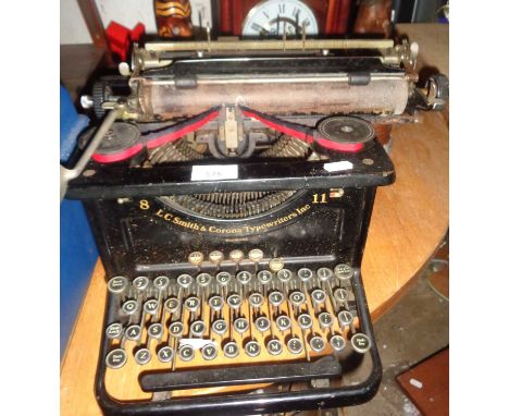 A L.C.Smith &amp; Corona typewriter