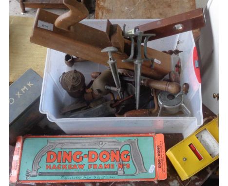 Victorian gardeners line with revolving winder, assorted old tools etc., inc. iron glue pot and a Ding Dong jacksaw in origin