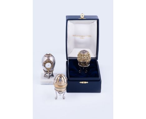 all by the St James's House Company and presented in their original boxes and with accompanying paperwork, the first with Lon