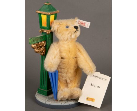 „Splash“-Teddybär. Steiff 20. Jh. Limitierte Auflage mit Zertifikat-Nr. 00797 von 4000, H=25 cm.Non-binding estimation: € 100