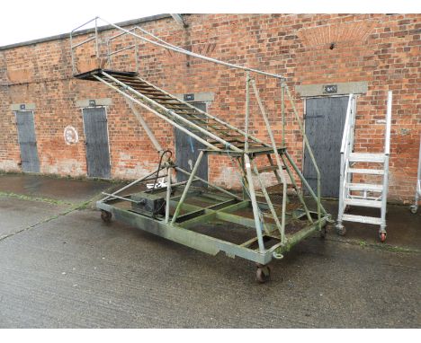 Hydraulic Aviation Style Access Ladder 