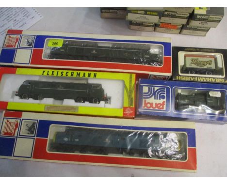 Mixed boxed 00 gauge engines to include a Fleischmann, three Jalefs and a Graham Farish carriage 