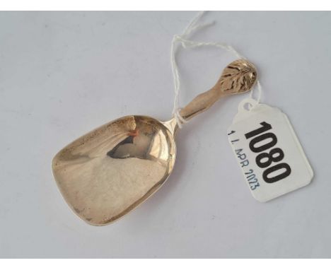 A Victorian Exeter caddy spoon with leaf motif