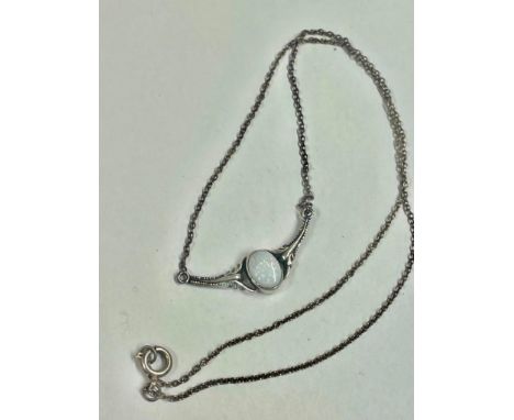 A Vintage silver and pearl necklace 16 inch