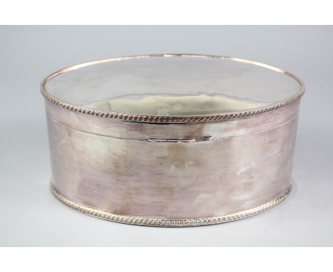 Silver plated tea caddy; the oval shaped caddy having rope design to rim and base, approx 21 x 14 cms.&nbsp;