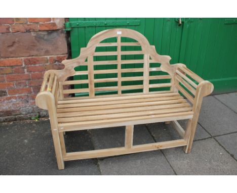 A LUTYENS STYLE BENCH