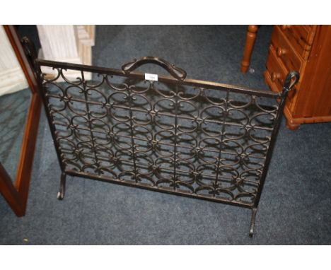A HEAVY IRON LATTICE WORK FIRE SCREEN W - 83 CM