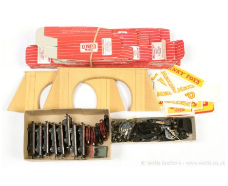 OO Gauge rolling stock and accessories to include  Hornby Dublo 8x 13t Flat wagons, set of buffers, several red and black poi