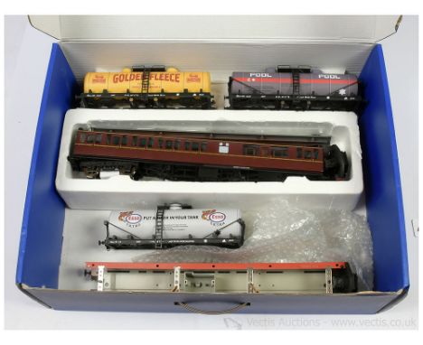 Darstaed Modern Issue mixed group of Passenger and Goods Rolling Stock consisting of a Pool, Golden Fleece, Vacuum and Murgat