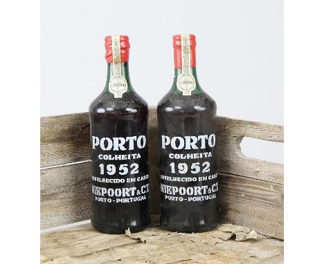 Zwei Flaschen "Niepoort 1952 Colheita Port"Beide Flaschen nummeriert, jeweils 0.7 Liter, beide ungeöffnet, Vintage - Flaschen