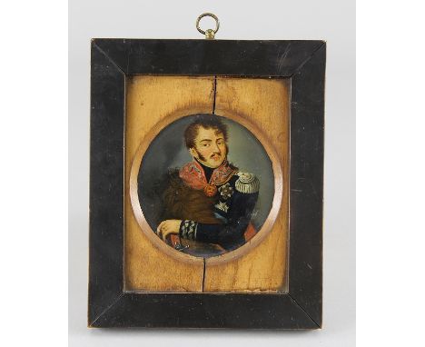 Deutscher Maler des 19. Jhd.Miniatur, Öl/Lack auf Pappmache, Portrait eines napoleonischen Marine-Offiziers mit den Großkreuz