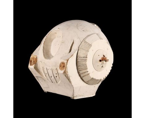 2001: A SPACE ODYSSEY (1968) - Discovery Pod Concept ModelA Discovery pod concept model from Stanley Kubrick's sci-fi epic 20