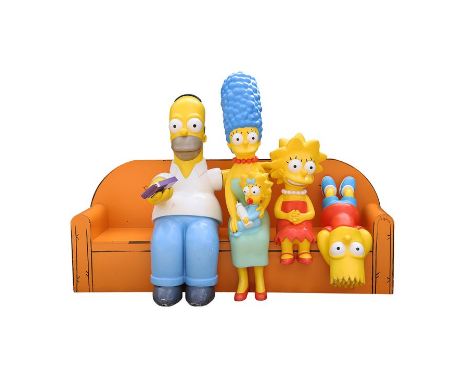 SIMPSONS MOVIE, THE (2007) - Life-size Promotional Theatre Display of The SimpsonsA life-size display of The Simpsons sitting
