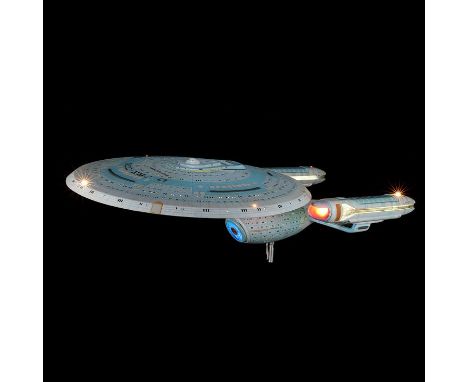 STAR TREK: THE NEXT GENERATION (T.V. Series, 1987-1994) - Light-up USS Yamaguchi and Excalibur Model MiniatureA USS Yamaguchi
