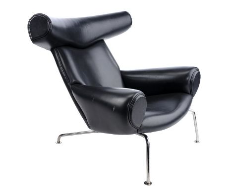 AUSTIN POWERS: INTERNATIONAL MAN OF MYSTERY (1997) - Dr. Evil's (Mike Myers) ChairDr. Evil's (Mike Myers) chair from Jay Roac