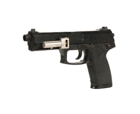 JAMES BOND: DIE ANOTHER DAY (2002) - Peter Nelson Collection: James Bond's (Pierce Brosnan) VR GunJames Bond's (Pierce Brosna
