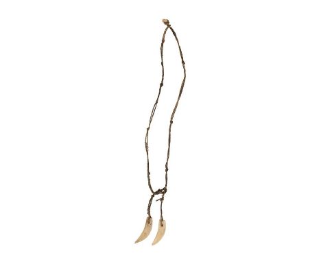 GLADIATOR (2000) - Maximus' (Russell Crowe) Tooth NecklaceMaximus' (Russell Crowe) tooth necklace from Ridley Scott's histori