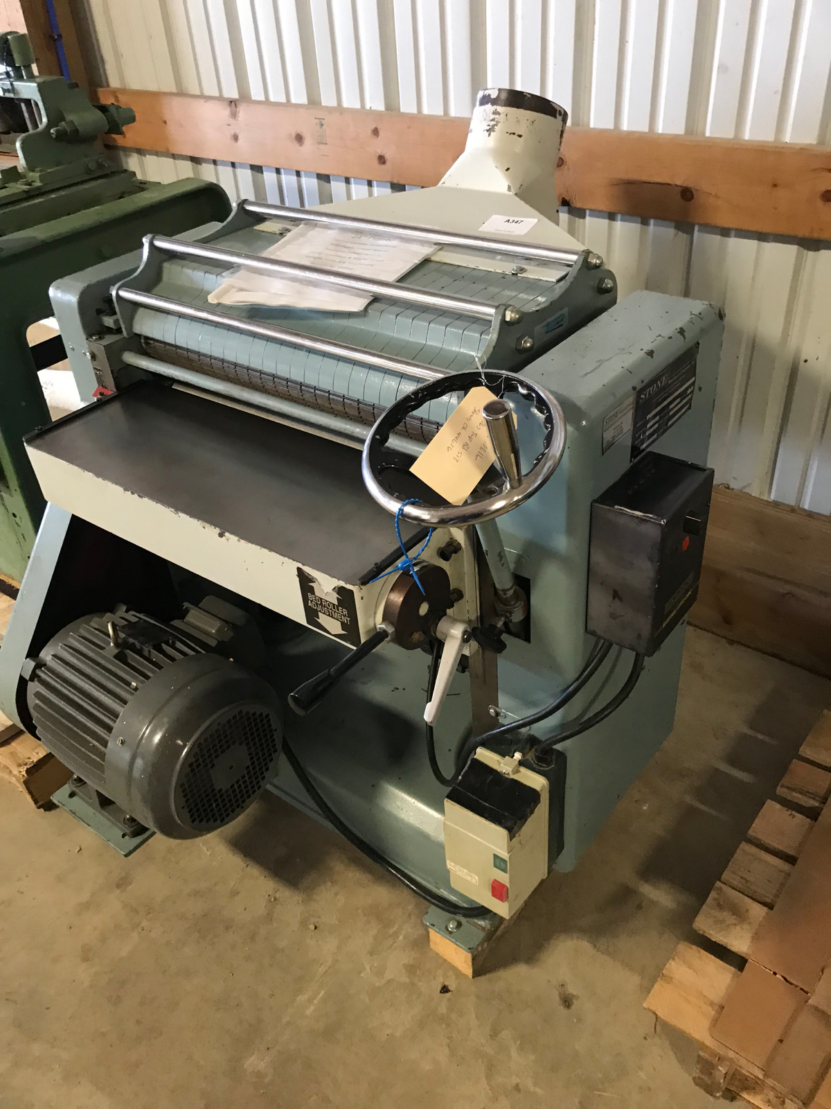 (8016) Stone 24 inch Spiral Head Planer 220 Volt 3 phase