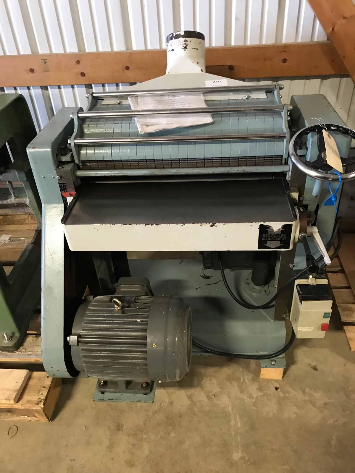 (8016) Stone 24 inch Spiral Head Planer 220 Volt 3 phase