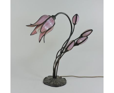A Tiffany style tulip table lamp, with a glass shade, 46cm tall