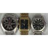 THREE GENT'S WRISTWATCHES, Seiko chronograph 100m stainless steel cased bracelet watch, black dial