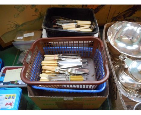 A large mixed lot of mainly early 20th century EPNS, flatware, holloware and cutlery, together with a small bundle of souveni