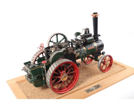 A fine live steam 3/4" scale 'Minnie' Traction Engine. Built by an engineer Mr. Robert Foster. The model was awarded a 'Certi